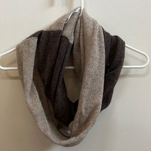 Cashmere infinity scarf